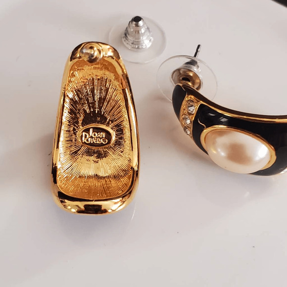 Joan Rivers Faux Pearl Rhinestone Black Enamel Gold Tone Post Earrings - Picture 2 of 6
